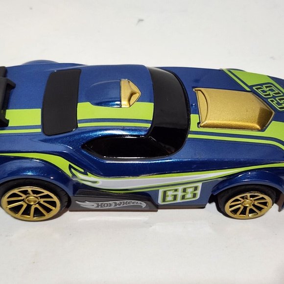 Hot Wheels AI Racing RC Car and Remote Set Blue - Picture 9 of 12